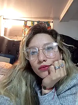 Snapshot of Licethf00x chatting on November 2025 04:14:02 AM Licethf00x online show from November 2025 04:14:02 AM