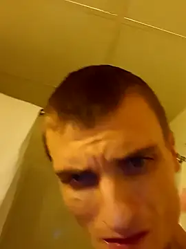 jizzyglizzy92 online show from February 2026 04:16:02 AM