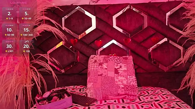 Natasha-Adams online show from September 2025 09:29:02 PM