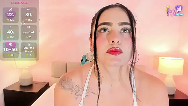 sofiiacarson online show from April 2026 07:36:01 PM