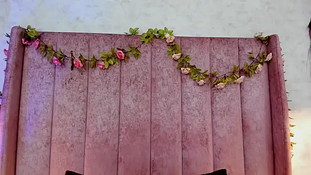 AnyaJay online show from December 2025 09:45:01 PM