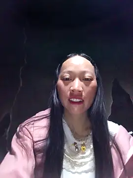 Snapshot of tcm-cute chatting on December 2025 09:12:02 PM tcm-cute online show from December 2025 09:12:02 PM