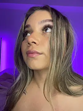 AnnyLopezzz  online show from September 2025 05:57:02 AM