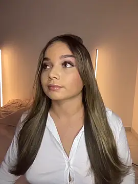 AnnyLopezzz  online show from November 2025 06:24:02 AM