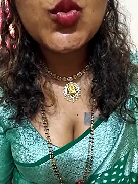 Snapshot of Spoorthi6_Kannada_Telugu chatting on April 2026 03:19:01 AM Spoorthi6 Kannada Telugu online show from April 2026 03:19:01 AM