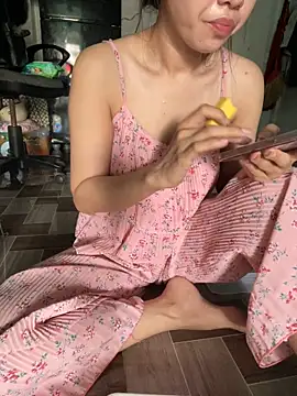 Yumii 09 online show from December 2025 05:59:01 AM