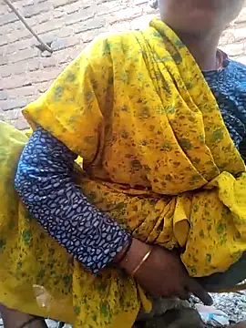 Idhika Handoo online show from April 2026 04:15:01 AM