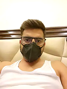 LoveGuruRA online show from September 2025 04:29:01 PM