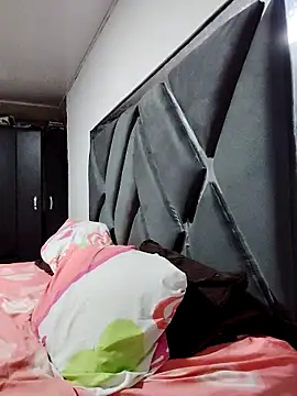 Snapshot of Perropa chatting on March 2026 12:26:02 AM Perropa online show from March 2026 12:26:02 AM