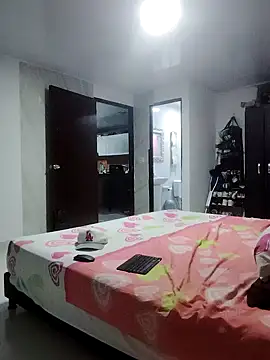 Snapshot of Perropa chatting on March 2026 11:53:02 PM Perropa online show from March 2026 11:53:02 PM