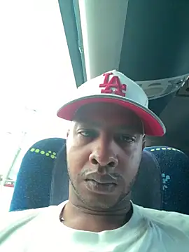 Snapshot of Perropa chatting on March 2026 01:49:01 PM Perropa online show from March 2026 01:49:01 PM