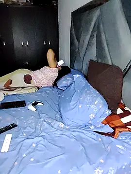 Snapshot of Perropa chatting on March 2026 01:33:02 AM Perropa online show from March 2026 01:33:02 AM