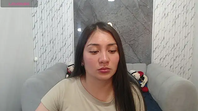 Ivony18 b online show from November 2025 03:18:02 AM