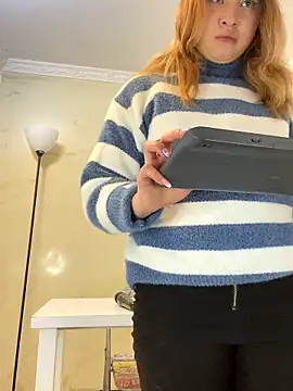 Snapshot of mia_skys chatting on January 2026 12:43:01 PM mia skys online show from January 2026 12:43:01 PM