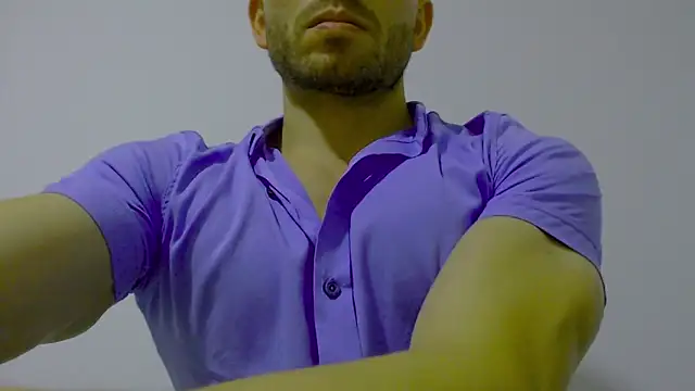 Snapshot of Rocky_Muscle chatting on April 2026 05:34:01 AM Rocky Muscle online show from April 2026 05:34:01 AM