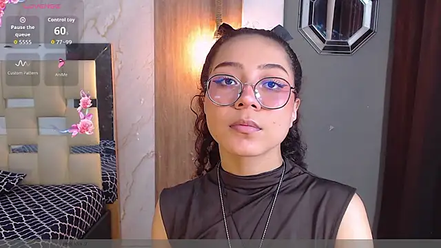 Snapshot of honeymoon_12 chatting on March 2026 05:07:01 AM honeymoon 12 online show from March 2026 05:07:01 AM