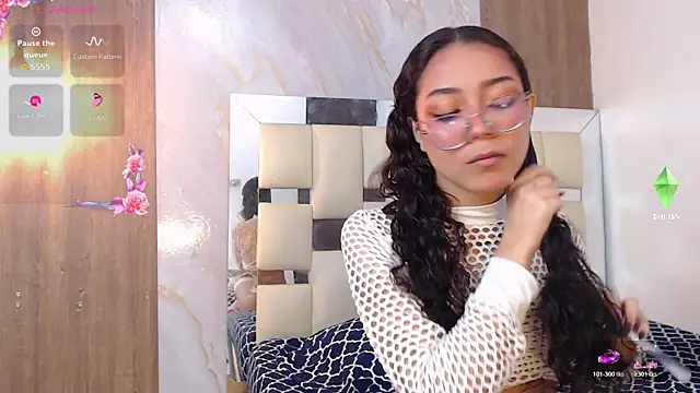 Snapshot of honeymoon_12 chatting on April 2026 05:12:02 AM honeymoon 12 online show from April 2026 05:12:02 AM