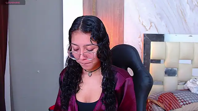 Snapshot of honeymoon_12 chatting on July 2026 07:28:02 AM honeymoon 12 online show from July 2026 07:28:02 AM