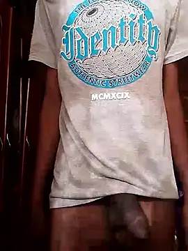 Snapshot of SB_With_a_thick_DICK chatting on October 2025 02:01:01 PM SB With a thick DICK online show from October 2025 02:01:01 PM