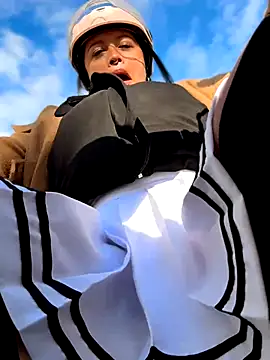 -Mia1 online show from January 2026 12:18:01 PM