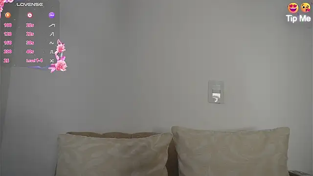 Roxybeautyy online show from March 2026 09:31:02 PM