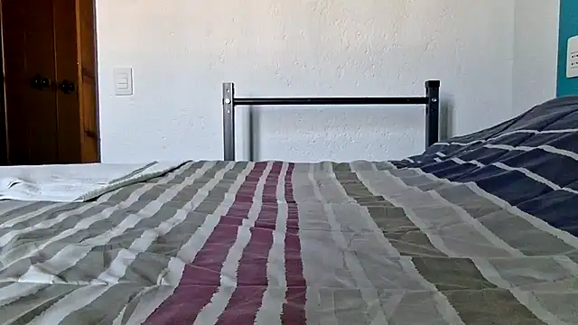 Snapshot of thelion0508 chatting on November 2025 11:10:01 AM thelion0508 online show from November 2025 11:10:01 AM