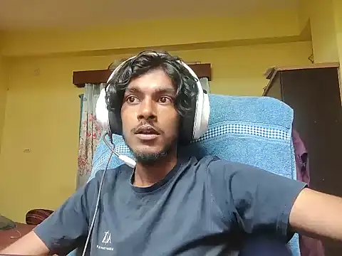 Snapshot of thecatfish chatting on September 2025 03:11:01 PM thecatfish online show from September 2025 03:11:01 PM