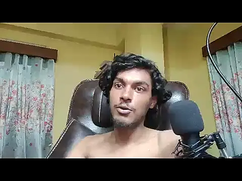 Snapshot of thecatfish chatting on September 2025 05:01:02 PM thecatfish online show from September 2025 05:01:02 PM