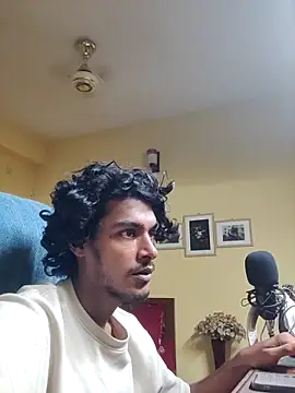 Snapshot of thecatfish chatting on October 2025 04:39:01 PM thecatfish online show from October 2025 04:39:01 PM