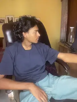 Snapshot of thecatfish chatting on November 2025 03:29:02 AM thecatfish online show from November 2025 03:29:02 AM