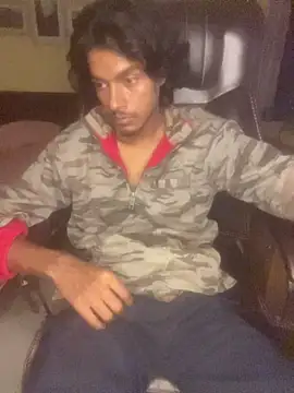 Snapshot of thecatfish chatting on December 2025 09:53:01 PM thecatfish online show from December 2025 09:53:01 PM