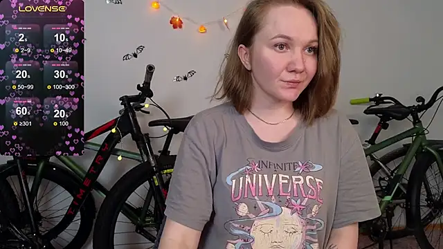 Snapshot of BellaMurrr chatting on October 2025 05:37:02 AM BellaMurrr online show from October 2025 05:37:02 AM