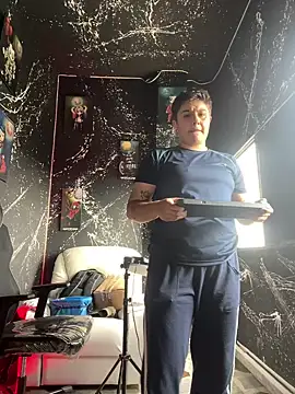 IanGilbert online show from September 2025 08:31:01 PM