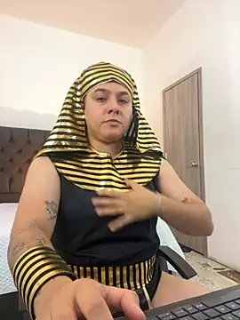 IanGilbert online show from October 2025 08:53:02 PM