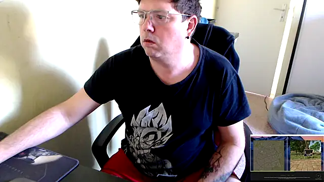 Snapshot of blueandwhite1 chatting on March 2025 03:37:01 PM blueandwhite1 online show from March 2025 03:37:01 PM