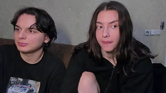 muuur fam online show from October 2025 10:20:02 PM