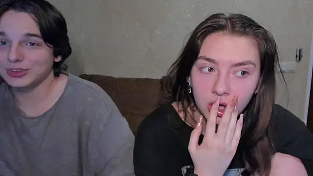 muuur fam online show from November 2025 08:22:02 PM