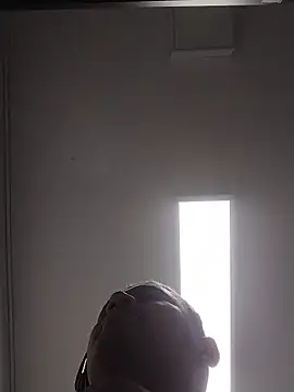 Snapshot of danigarci2307 chatting on April 2026 10:35:02 PM danigarci2307 online show from April 2026 10:35:02 PM