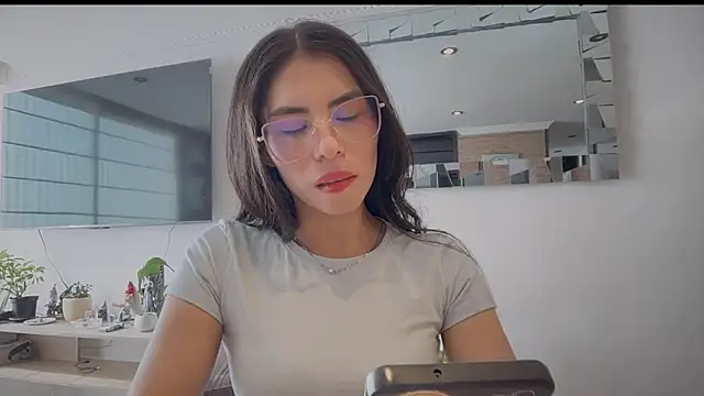 Snapshot of sasha_jonne chatting on January 2026 01:57:01 PM sasha jonne online show from January 2026 01:57:01 PM