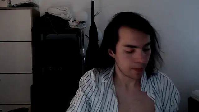 Snapshot of tomuchdrugsinmycum chatting on May 2026 10:53:02 AM tomuchdrugsinmycum online show from May 2026 10:53:02 AM