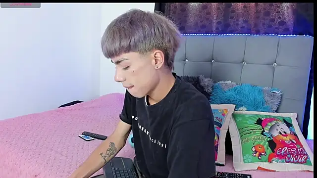 Snapshot of Playboy_Andersex chatting on October 2025 08:53:02 PM Playboy Andersex online show from October 2025 08:53:02 PM