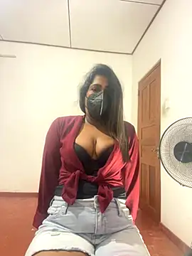 Choco Chuby online show from December 2025 03:29:01 PM