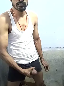 Snapshot of Mr_xxx007@xh chatting on April 2026 02:03:02 AM Mr xxx007xh online show from April 2026 02:03:02 AM