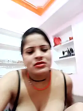 Snapshot of Sexi_savitri chatting on September 2025 10:20:01 PM Sexi savitri online show from September 2025 10:20:01 PM