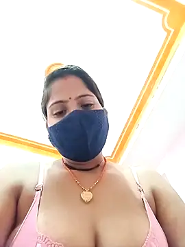 Snapshot of Sexi_savitri chatting on October 2025 04:09:01 AM Sexi savitri online show from October 2025 04:09:01 AM