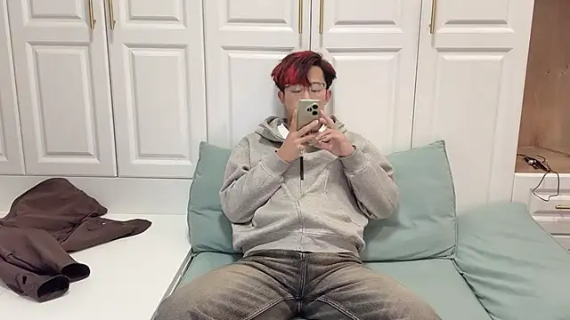 STxuguanhan online show from October 2025 09:59:01 AM