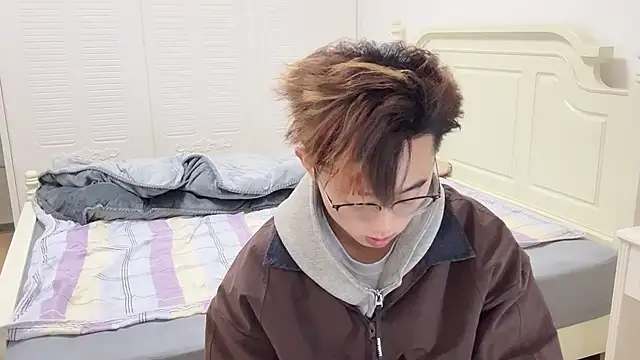 STxuguanhan online show from November 2025 10:40:02 AM