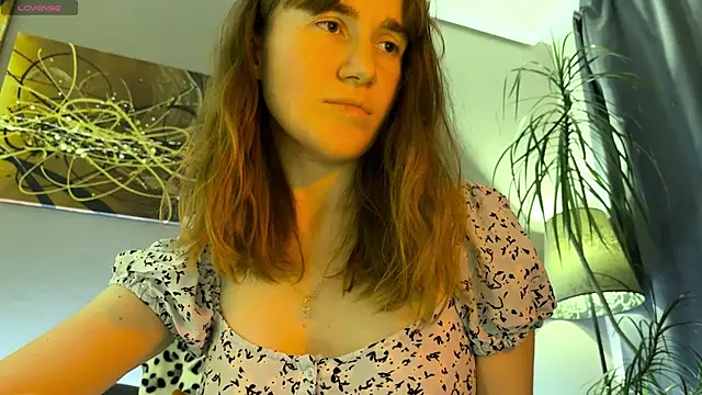 velina   online show from December 2025 04:01:02 PM