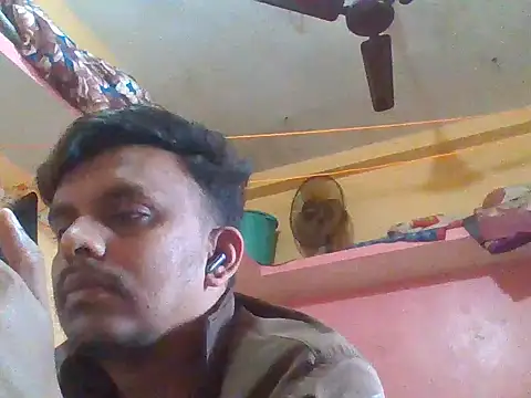 Snapshot of Nihaal17 chatting on December 2025 05:27:02 AM Nihaal17 online show from December 2025 05:27:02 AM