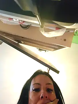 Snapshot of Filthymaddymilfy25 chatting on October 2025 05:03:02 PM Filthymaddymilfy25 online show from October 2025 05:03:02 PM